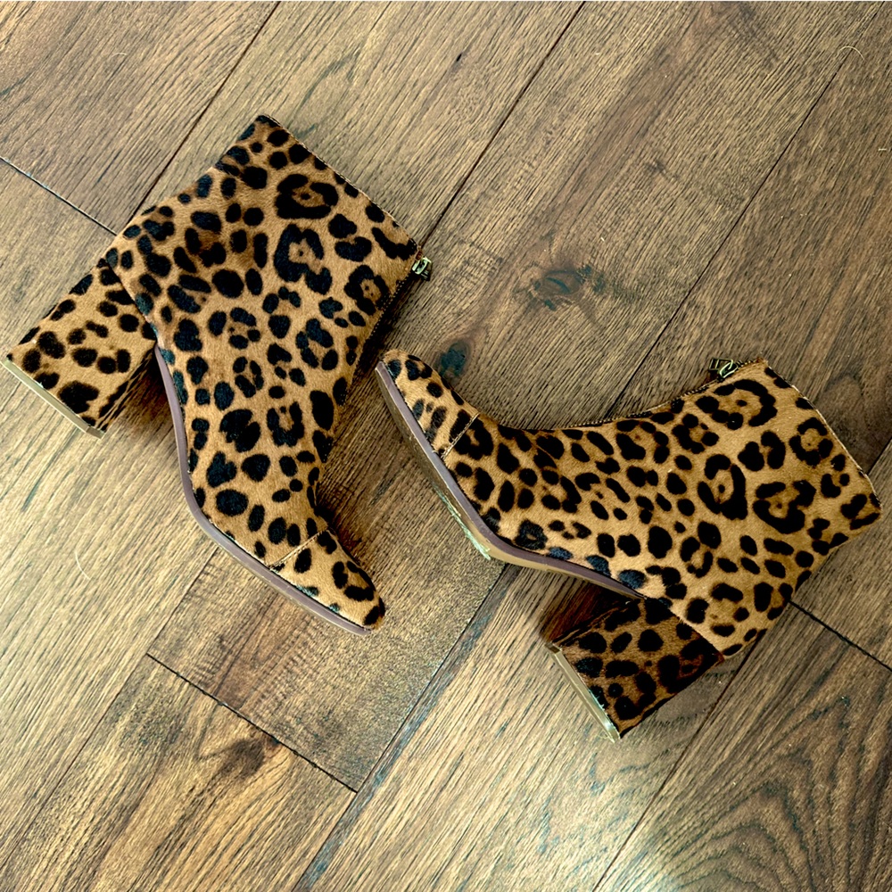 Madewell Calf-Hair Leopard Print Booties | Size 8.5